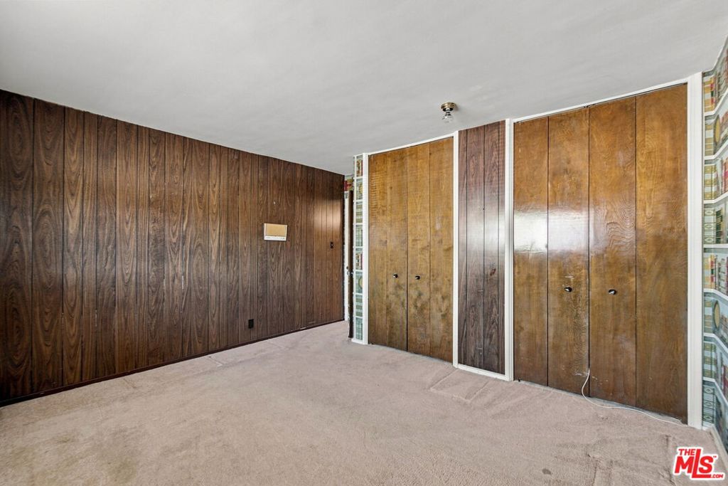 5452 W 57th Street Property Photo 41