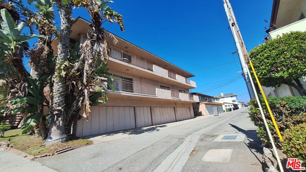 5452 W 57th Street Property Photo 46