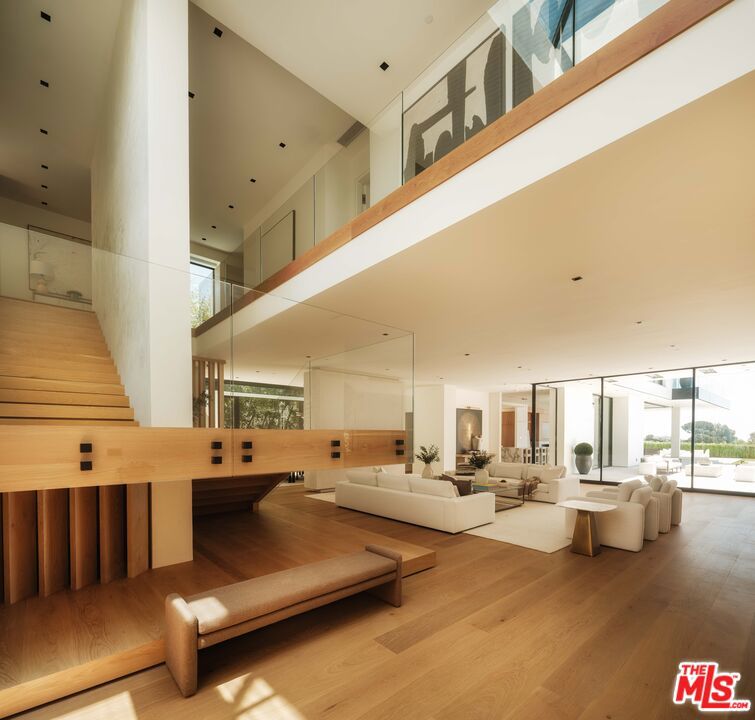 11507 Orum Road Property Photo 8