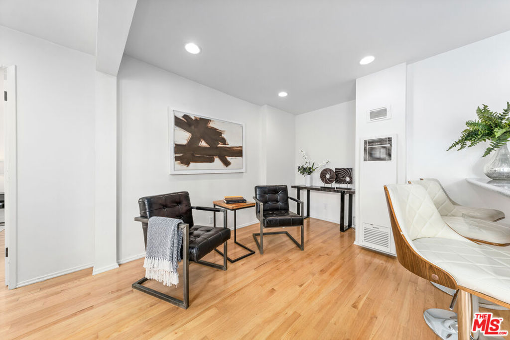607 Ashland Avenue Property Photo 4