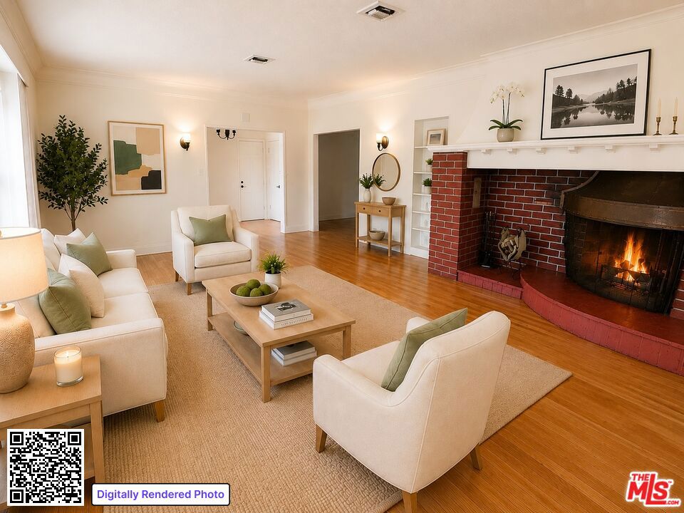 1014 N Alexandria Avenue Property Photo 1