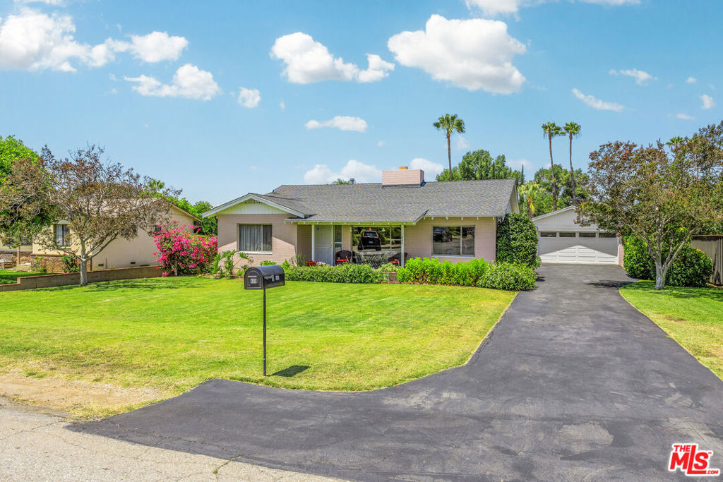 635 Ramona Avenue Property Photo 1