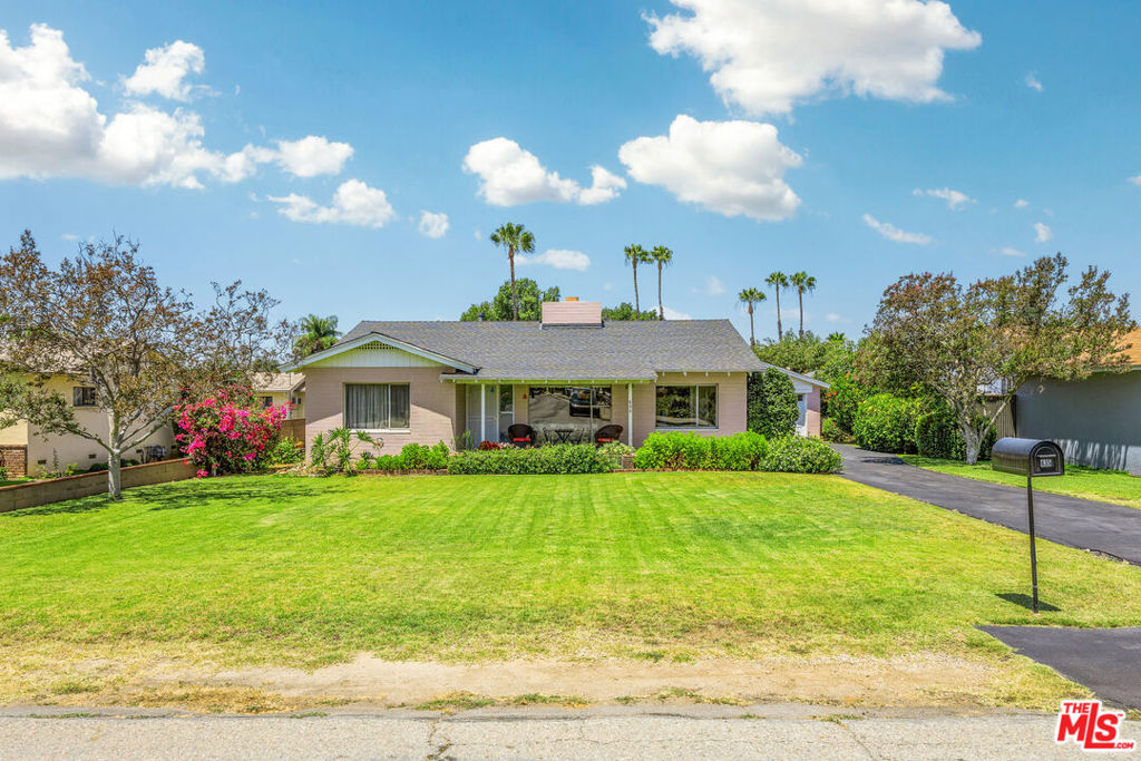 635 Ramona Avenue Property Photo 2