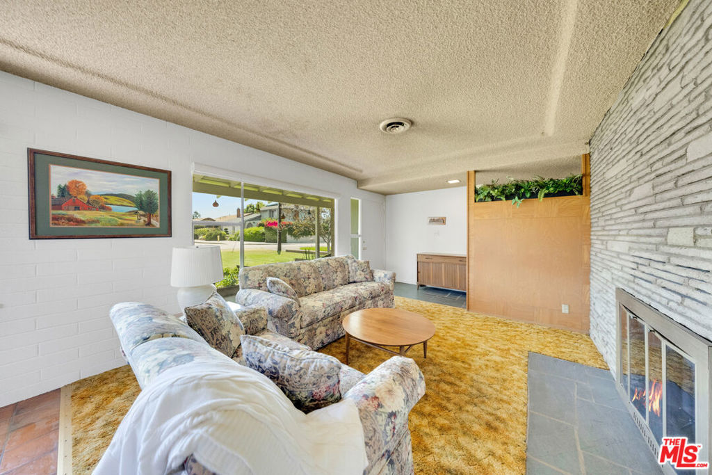 635 Ramona Avenue Property Photo 7