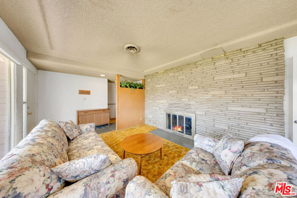 635 Ramona Avenue Property Photo 13