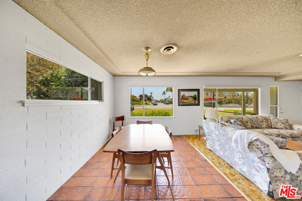 635 Ramona Avenue Property Photo 15