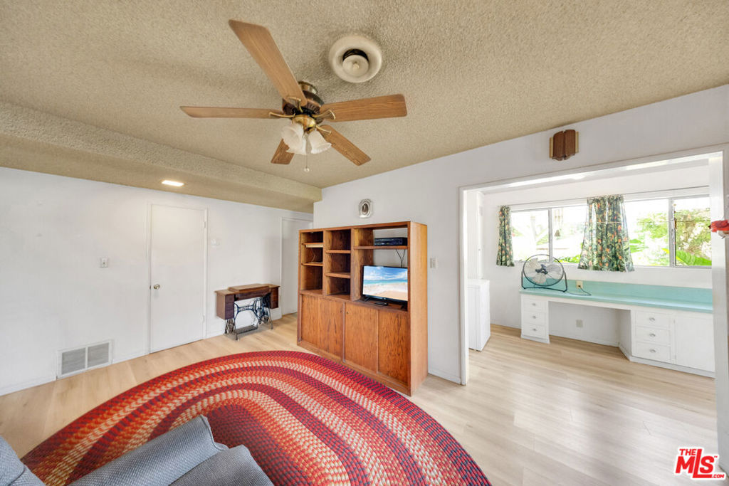 635 Ramona Avenue Property Photo 30