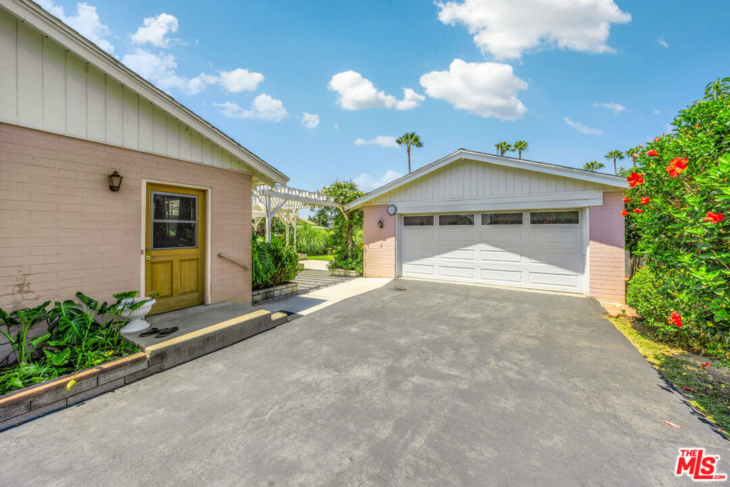635 Ramona Avenue Property Photo 42