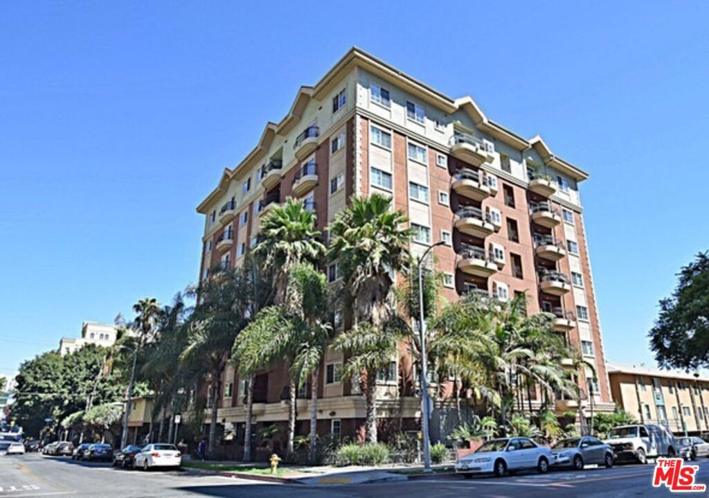 700 S Ardmore Avenue Ph1 Property Photo 1