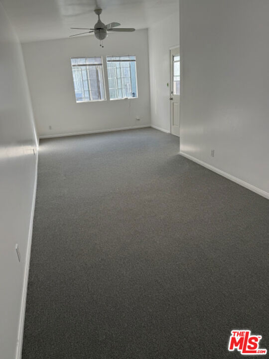 819 S Crestmoore Place Property Photo 46