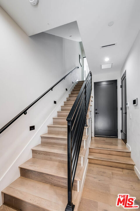 4425 Studio Place Property Photo 9