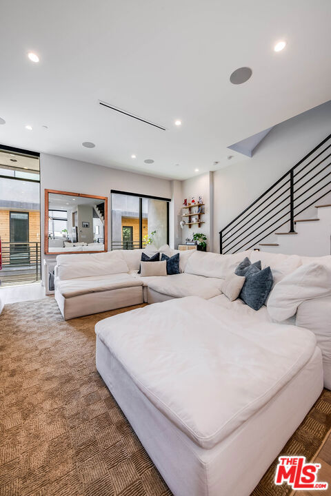 4425 Studio Place Property Photo 14