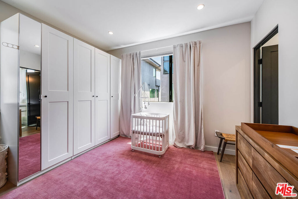 4425 Studio Place Property Photo 31