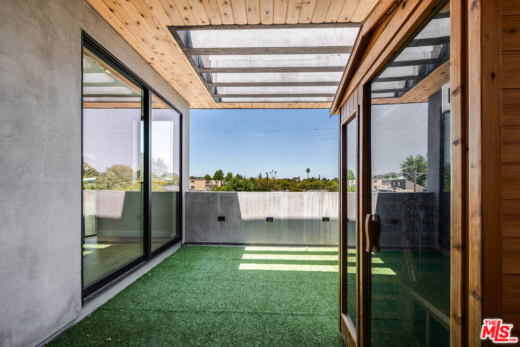 4425 Studio Place Property Photo 39
