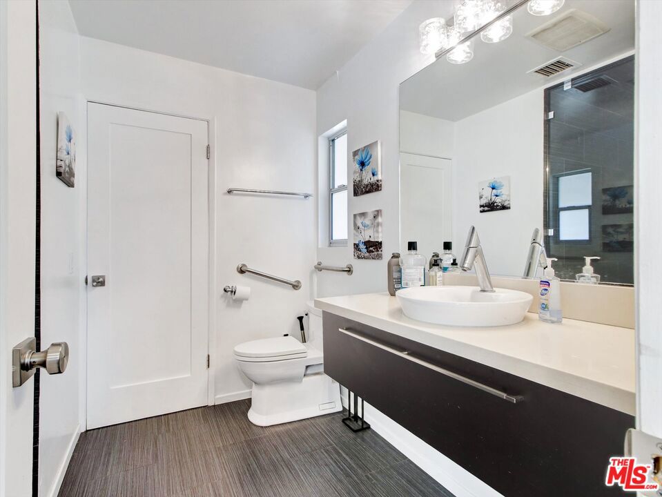 6763 Radlock Avenue Property Photo 19