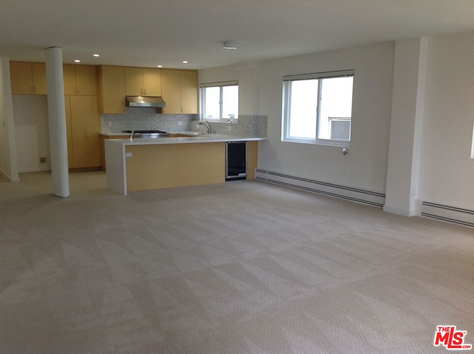 10655 Wilshire Boulevard 301 Property Photo 6
