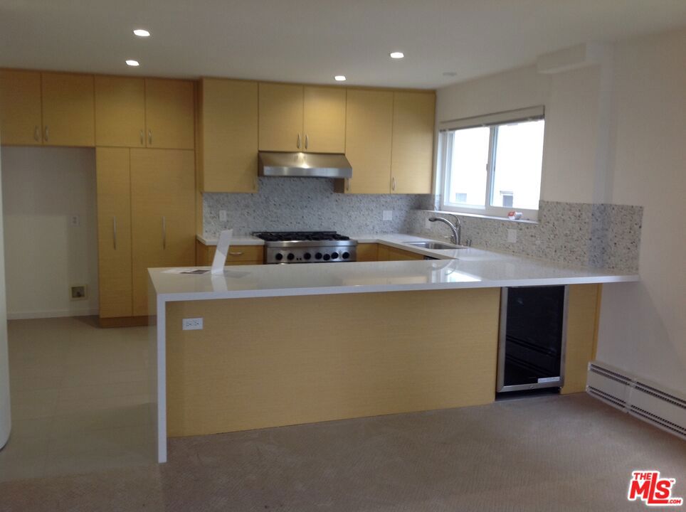 10655 Wilshire Boulevard 301 Property Photo 7