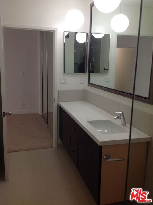 10655 Wilshire Boulevard 301 Property Photo 11
