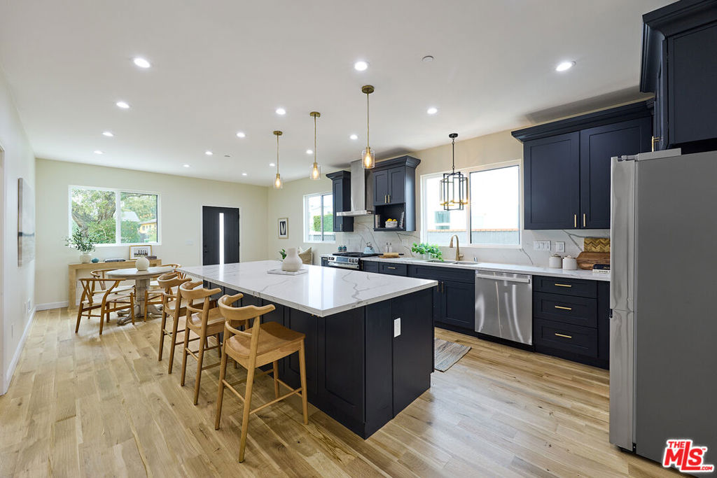 12209 Havelock Avenue Property Photo