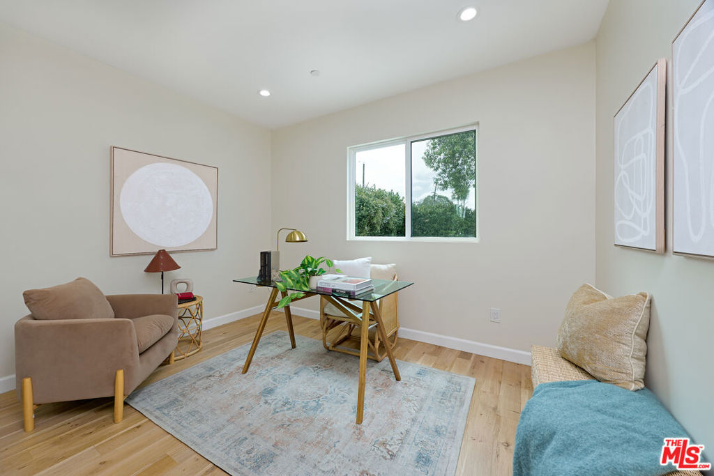 12209 Havelock Avenue Property Photo 10