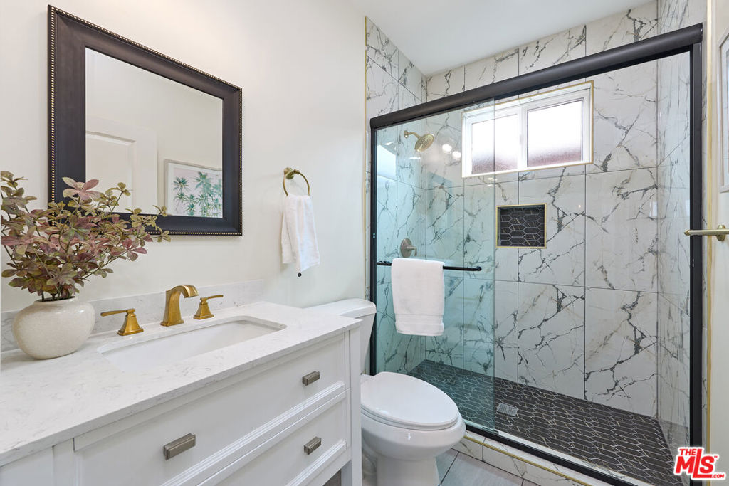 12209 Havelock Avenue Property Photo 12