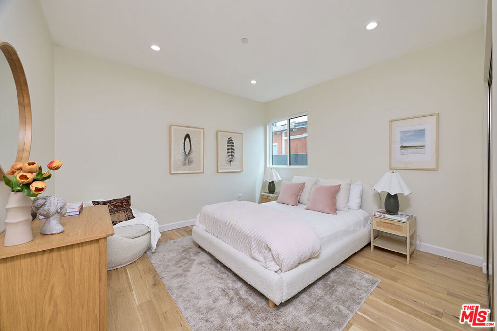 12209 Havelock Avenue Property Photo 13