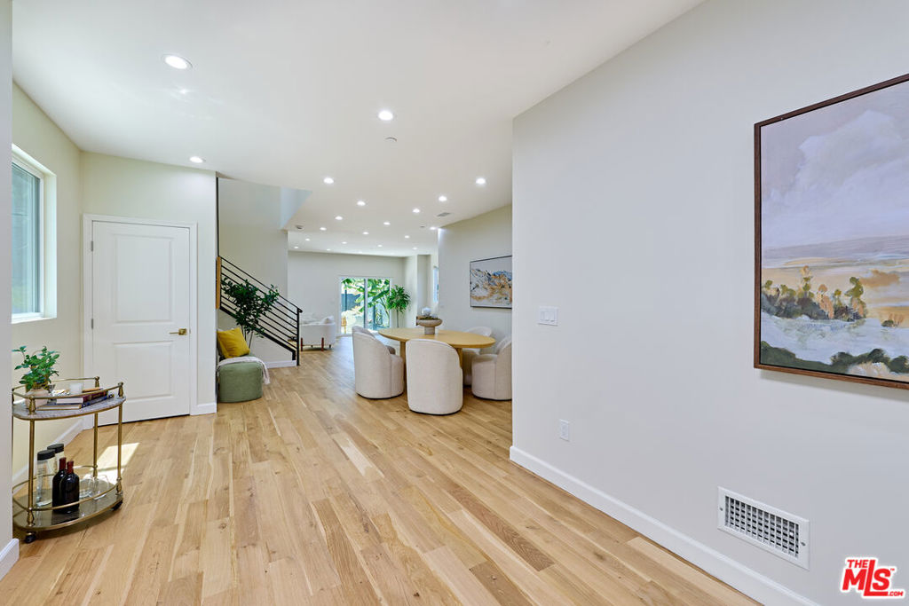 12209 Havelock Avenue Property Photo 16