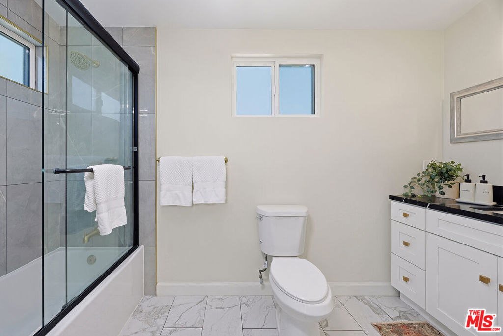 12209 Havelock Avenue Property Photo 30