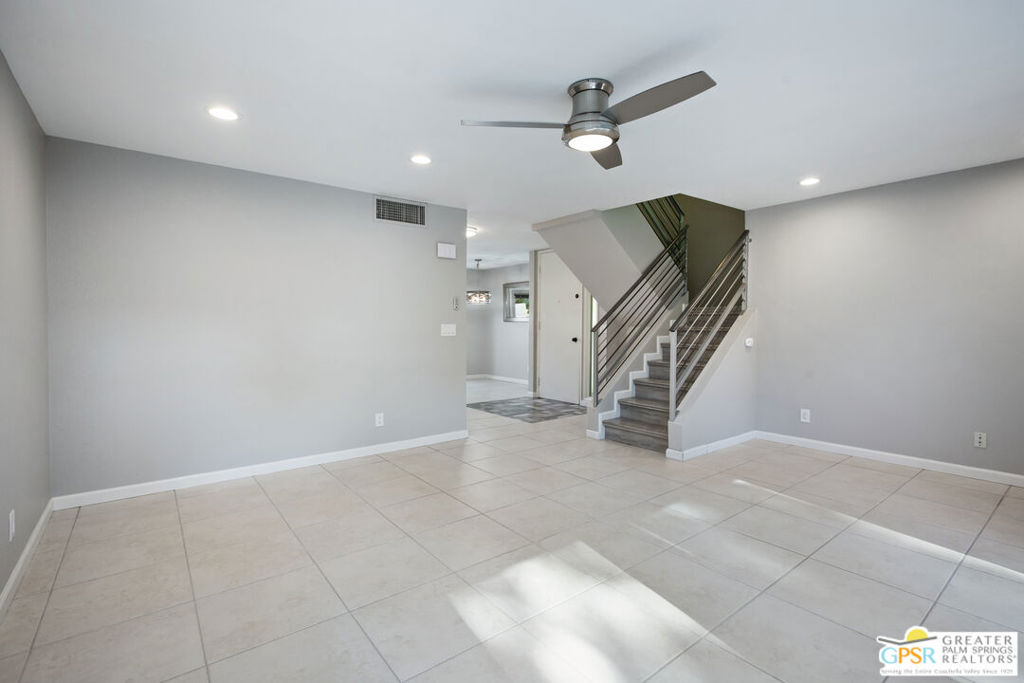 48734 Desert Flower Drive Property Photo 6