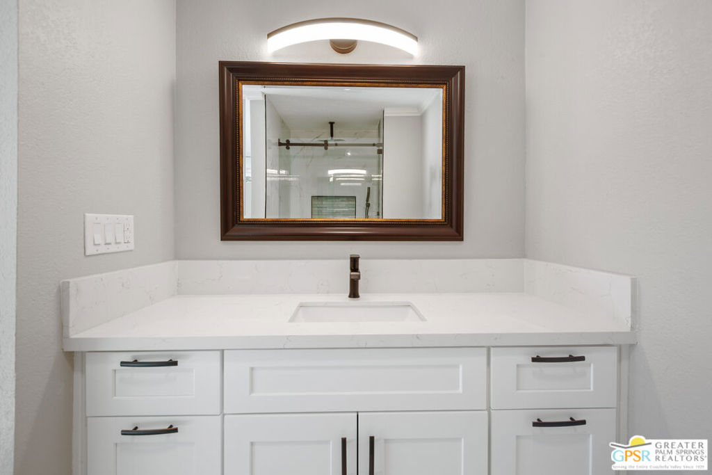 48734 Desert Flower Drive Property Photo 19