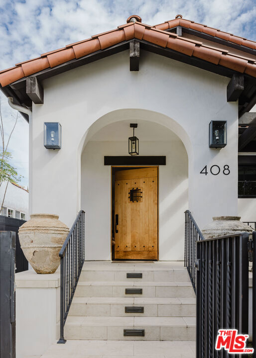 408 Westbourne Drive Property Photo 3