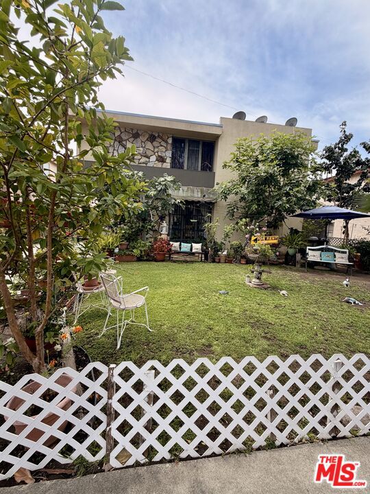 4848 Elmwood Avenue Unit 3 Property Photo 14