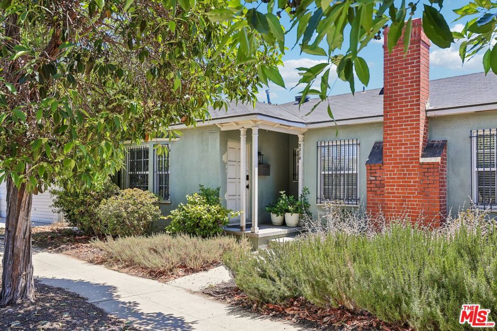 5218 San Vicente Boulevard Property Photo 3