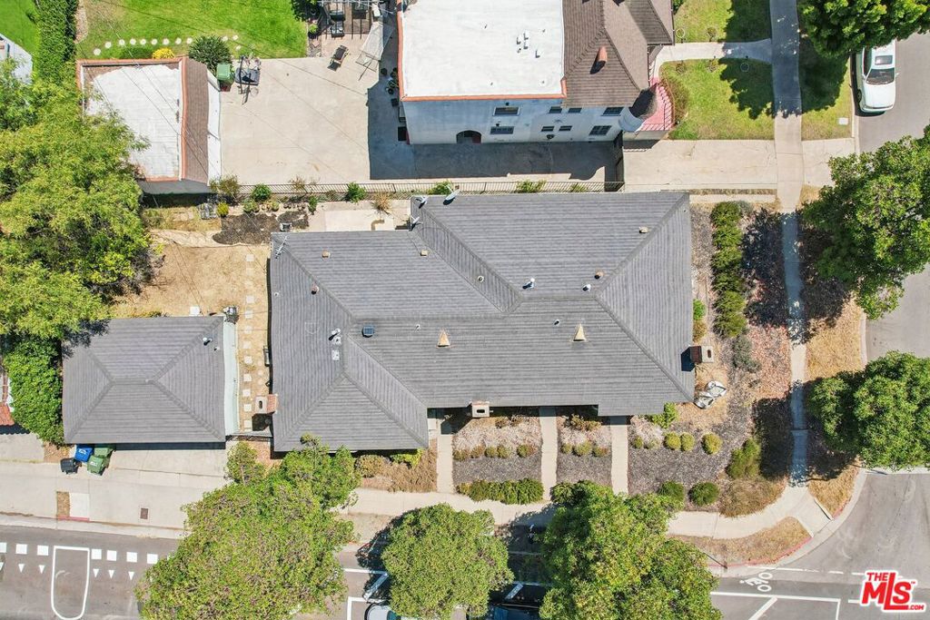 5218 San Vicente Boulevard Property Photo 13