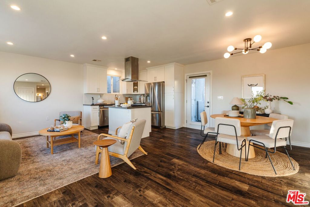 3608 Roseview Avenue Property Photo 4