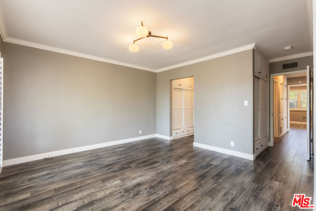 3661 Sunswept Drive Property Photo 33