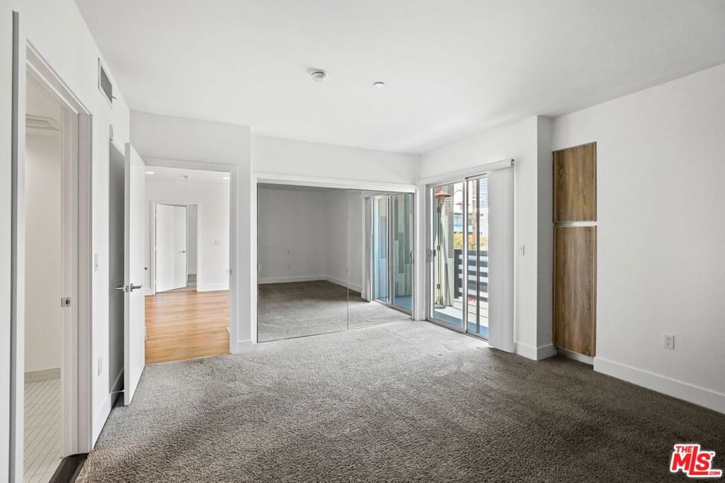 1301 Brockton Avenue 106 Property Photo 8