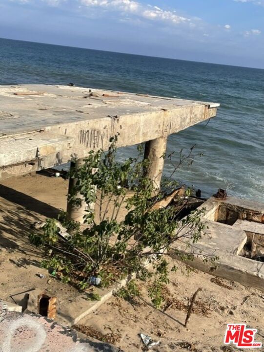 20838 Pacific Coast Highway Property Photo 3