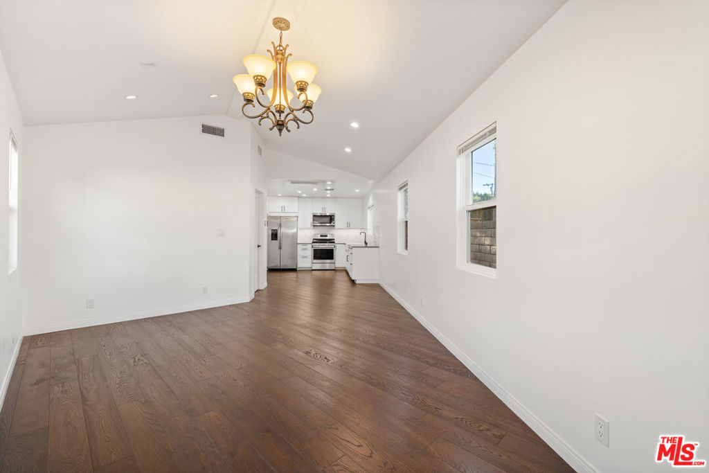 6147 Will Rogers Street Property Photo 6