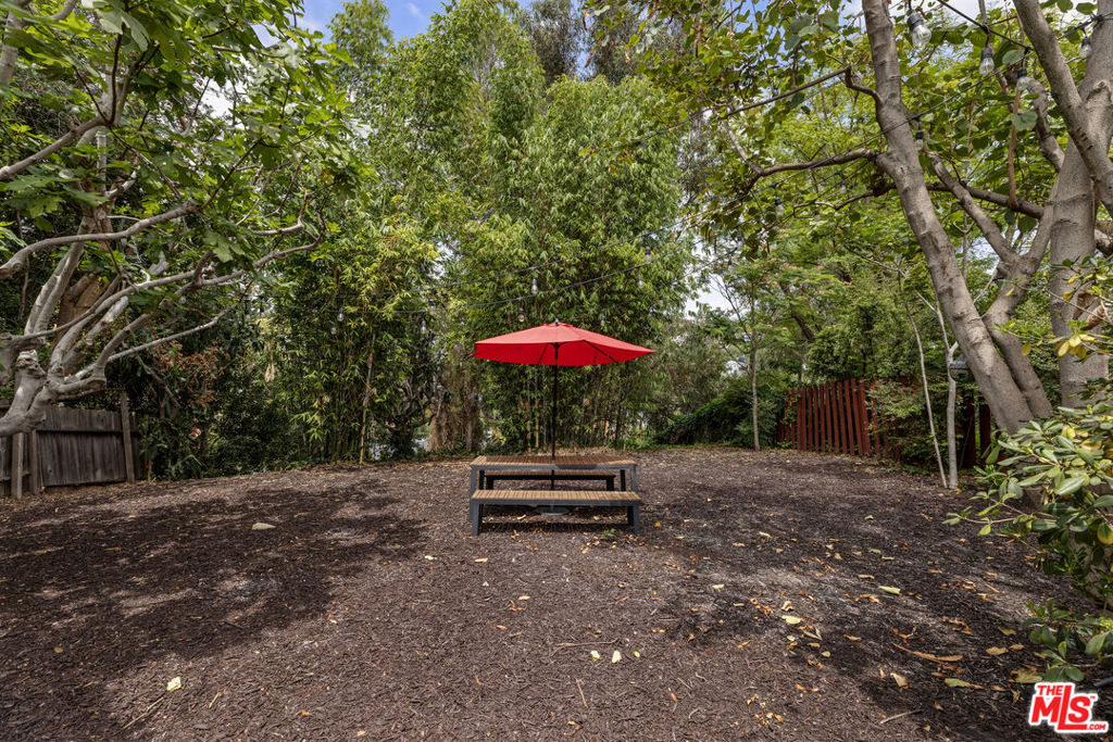 1522 Elevado Street Property Photo 37