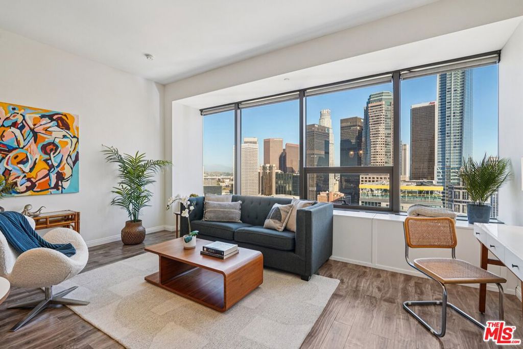 1100 Wilshire Boulevard 2209 Property Photo 1