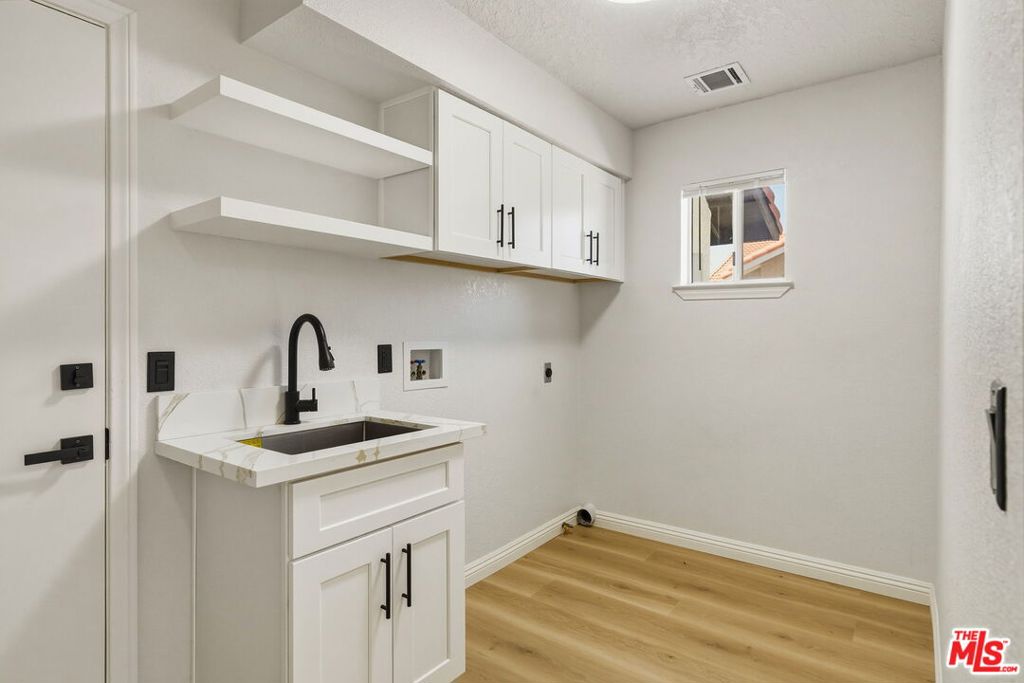 17590 El Cajon Drive Property Photo 30