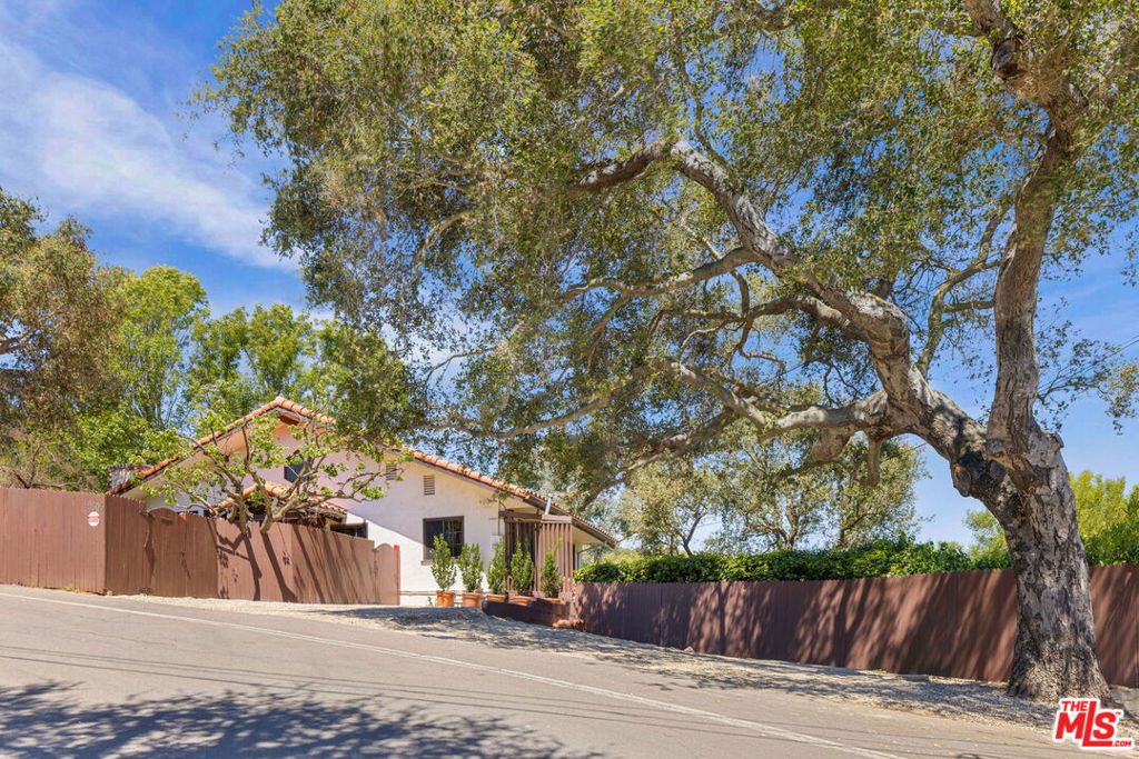19805 Valley View Drive Property Photo 65