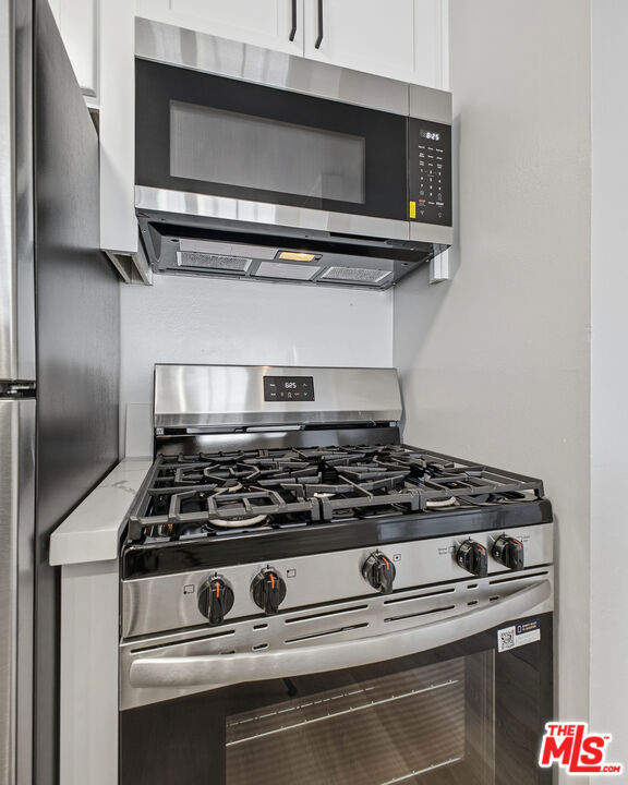 1337 S Hoover Street 1505 # 4 Property Photo 9