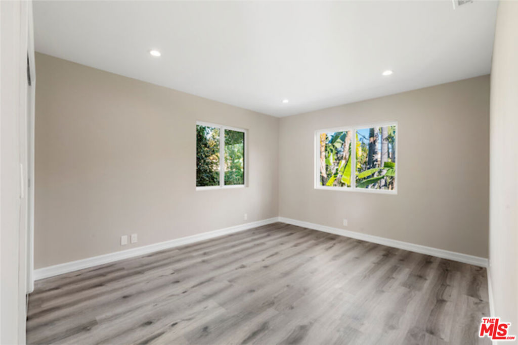164 N Willaman Drive Property Photo 21