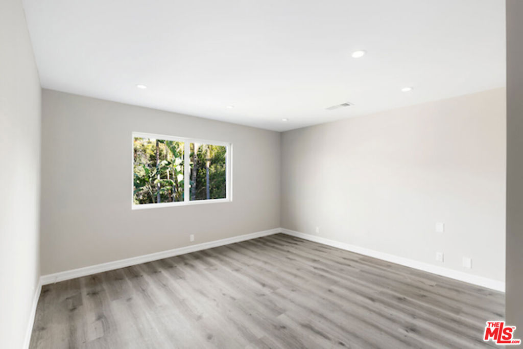164 N Willaman Drive Property Photo 22