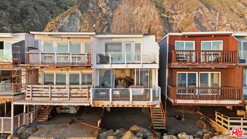 20456 Pacific Coast Highway Property Photo 2