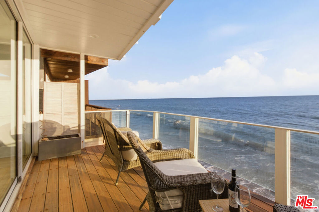 20456 Pacific Coast Highway Property Photo 3