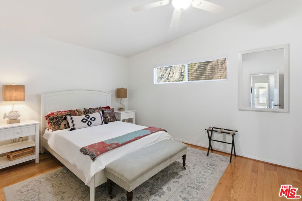 20456 Pacific Coast Highway Property Photo 15