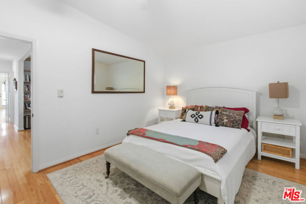20456 Pacific Coast Highway Property Photo 16